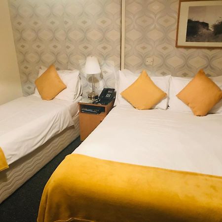卡瑞克福格斯 多宾斯旅馆酒店 外观 照片